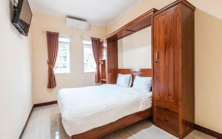 Отель Aquina House Богор Экстерьер фото
